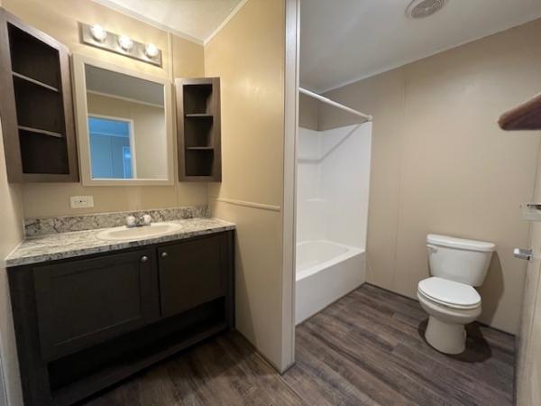 2019 FAIRMONT HOMES 430IN16663A  Home