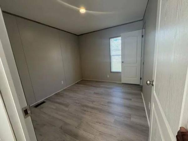 2022 46L016723AH22  Home