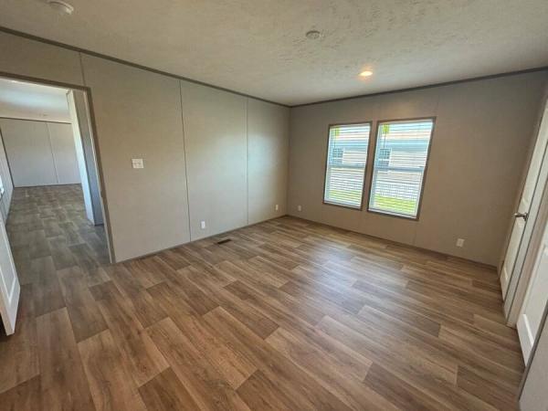 2026 22CCS16763BH26  Home