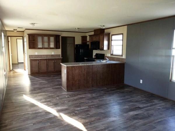 2016 RA1680203S  Home