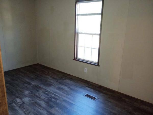 2016 RA1680203S  Home