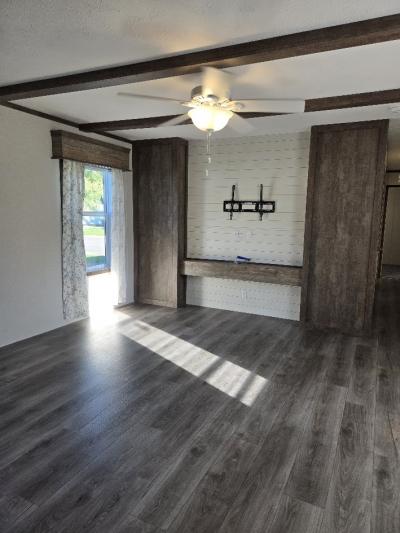Photo 2 of 8 of home located at 483 Turquoise Drive Whitmore Lake, MI 48189