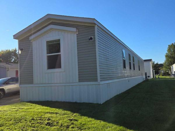 2020 Clayton Mobile Home For Sale
