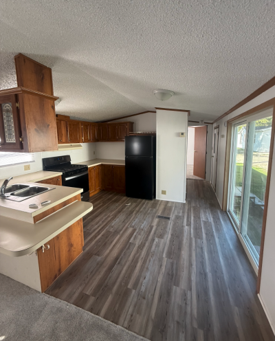 Mobile Home at 311 Jennifer Princeton, IL 61356
