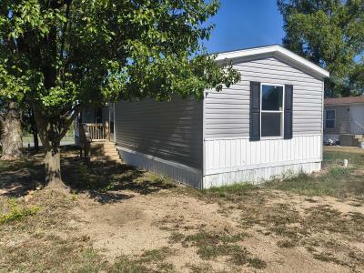 Photo 2 of 18 of home located at 4950 W Farm Rd 156 #4 Brookline, MO 65619
