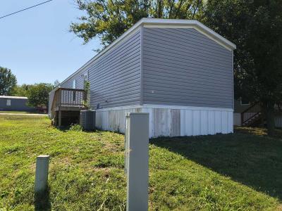 Photo 4 of 18 of home located at 4950 W Farm Rd 156 #4 Brookline, MO 65619