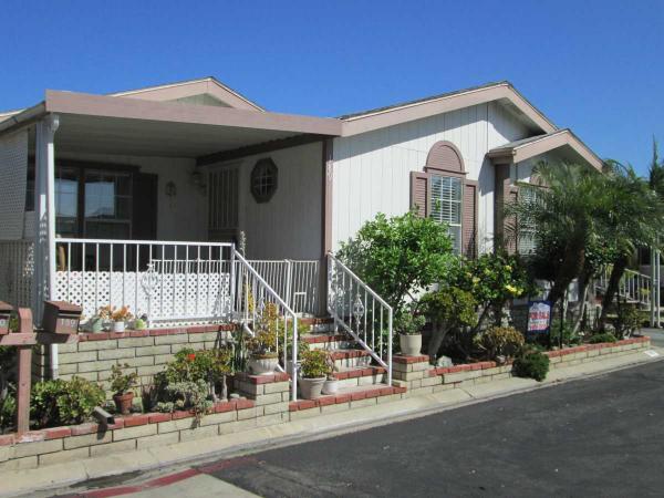 1992 Fleetwood Sandalwood Mobile Home