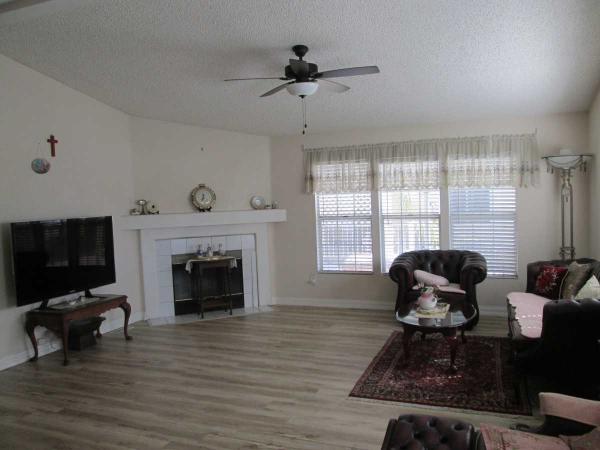 1992 Fleetwood Sandalwood Mobile Home