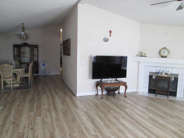 1992 Fleetwood Sandalwood Mobile Home