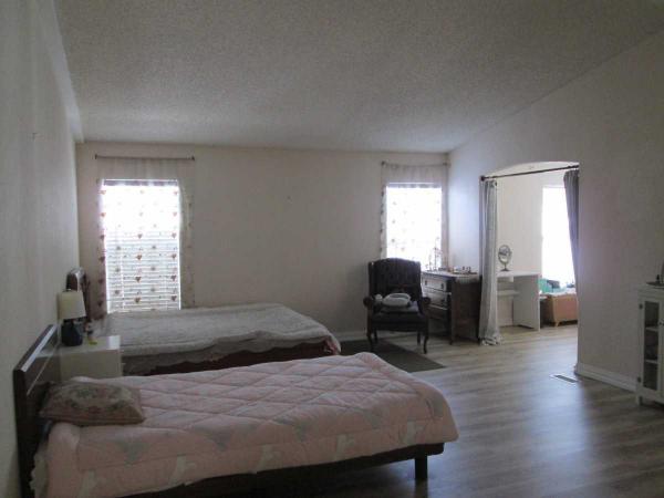 1992 Fleetwood Sandalwood Mobile Home