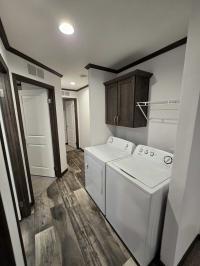 Commodore Sapphire Mobile Home