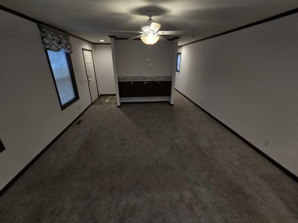 Commodore Sapphire Mobile Home