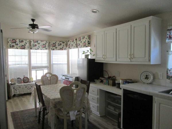 1992 Fleetwood Sandalwood Mobile Home
