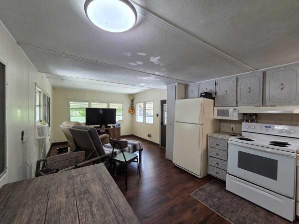 1971 TOWN Mobile Home