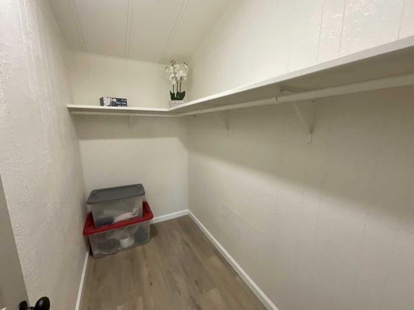 1986 Skyline Sunwood Manufactured Home