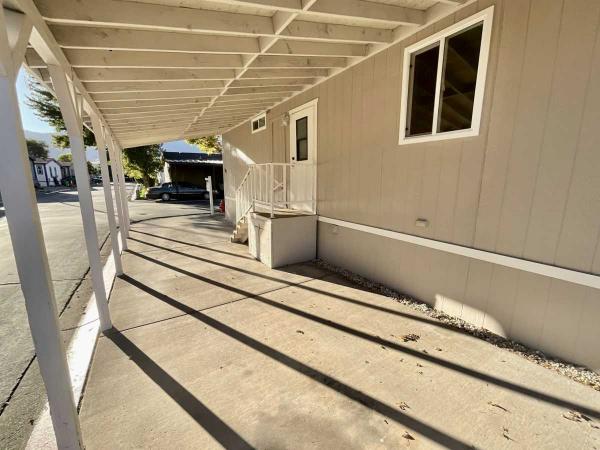 1986 Skyline Sunwood Manufactured Home