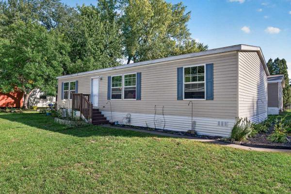 2015  Mobile Home For Sale