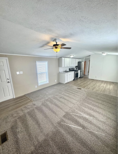 Photo 2 of 6 of home located at 17 Carling Circle Halethorpe, MD 21227