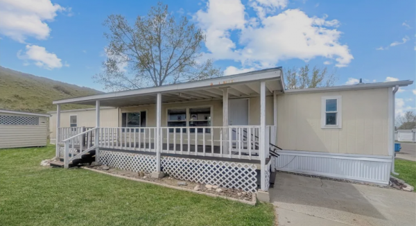 1995 Homark Royal American Manufactured Home