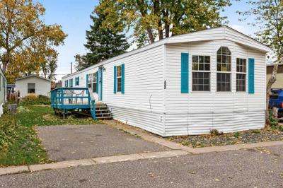 Mobile Home at 2599 Lexington Ave N Lot 322 Roseville, MN 55113