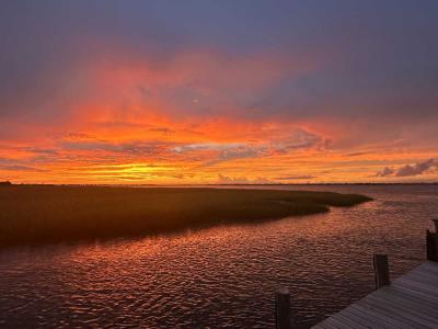 Photo 1 of 14 of home located at 1511 E Fort Macon Rd #124 Atlantic Beach, NC 28512