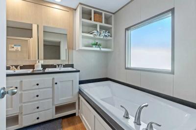 Photo 4 of 11 of home located at 5348 Mission Circle Del Valle, TX 78617
