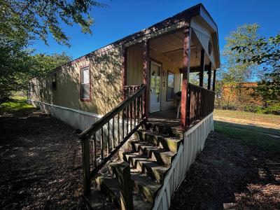 Mobile Home at 13457 County Road 4012 Mabank, TX 75147