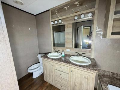 Photo 5 of 10 of home located at 327 Shepard Lane Brenham, TX 77833