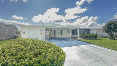 Photo 3 of 4 of home located at 962 W Norman St Lady Lake, FL 32159