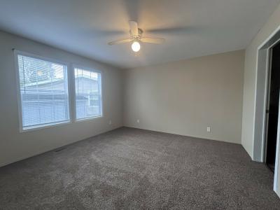 Photo 4 of 11 of home located at 5079 Dewbury Ct Sterling Heights, MI 48310