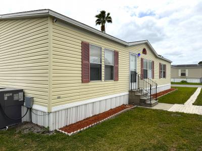 Photo 2 of 15 of home located at 271 Hansom Parkway Sanford, FL 32773