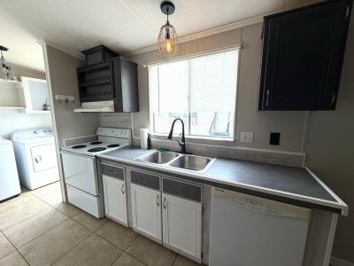 Photo 5 of 15 of home located at 271 Hansom Parkway Sanford, FL 32773