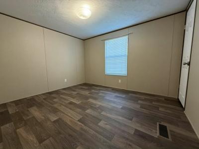 Photo 5 of 14 of home located at 7400 Glen Leaf Dr., #163 Shreveport, LA 71129