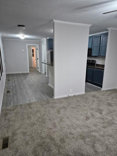 Photo 3 of 14 of home located at 2191 East Ohio Pike 214 Amelia, OH 45102