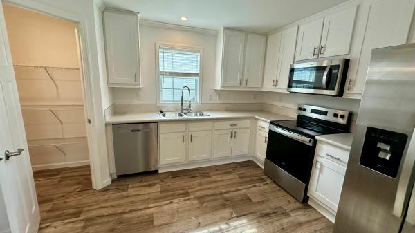 Photo 1 of 2 of home located at 9359 103rd St Lot #117 Jacksonville, FL 32210