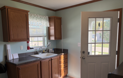 Photo 3 of 20 of home located at 23031 Evergreen Circle Chelsea, MI 48118
