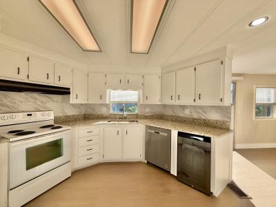Photo 2 of 20 of home located at 5836 Danbury Lane Lot 123 Sarasota, FL 34233