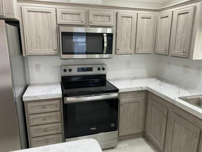 Photo 5 of 20 of home located at 506 Remann Rd. Leesburg, FL 34748