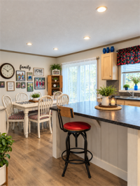 2025 Clayton 725 95AUR28603AH25S  Home