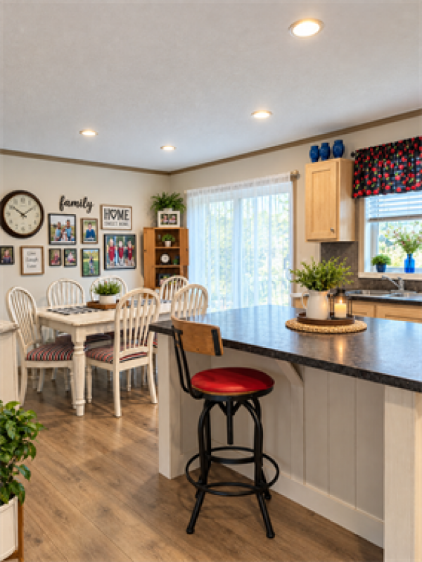 2025 Clayton 725 95AUR28603AH25S  Home
