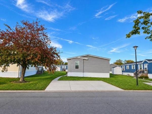 2017 REDMAN Mobile Home For Sale