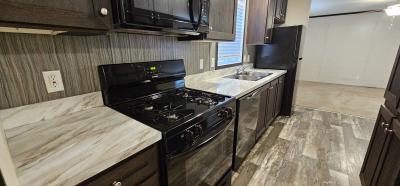 Mobile Home at 128 Mulberry Belleville, MI 48111