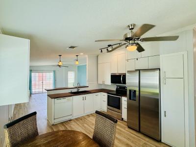 Photo 5 of 22 of home located at 58 W. Harbor Drive Vero Beach, FL 32960