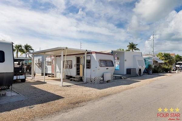 Photo 1 of 2 of home located at 1361 Overseas Hwy Marathon, FL 33050