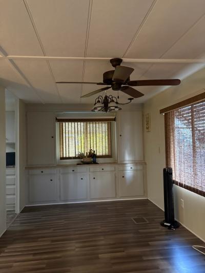 Photo 4 of 30 of home located at 3003 W Broadway Tucson, AZ 85745