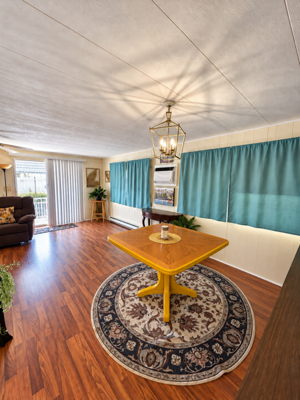 1971 2BD/1.5BA Mobile Home