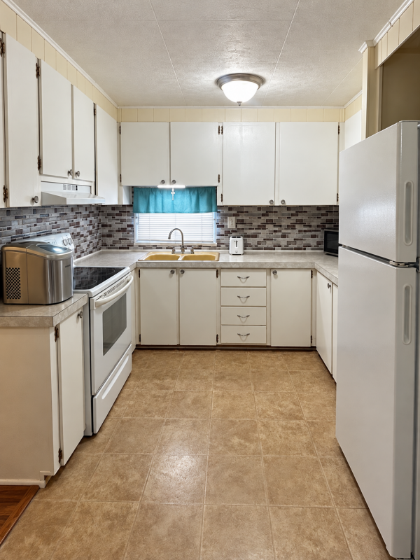 1971 2BD/1.5BA Mobile Home