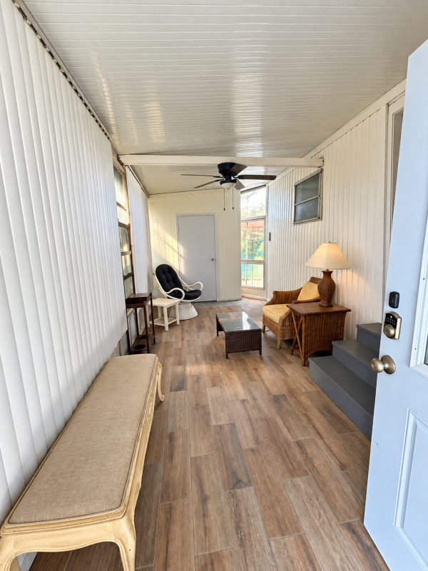 1971 2BD/1.5BA Mobile Home