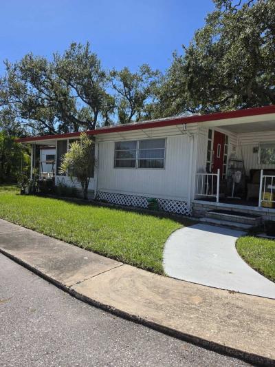 Photo 2 of 20 of home located at 9925 Ulmerton Rd., #57 Largo, FL 33771