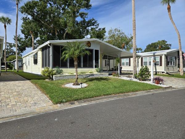 Photo 1 of 1 of home located at 2185 Easy Street Palmetto, FL 34221